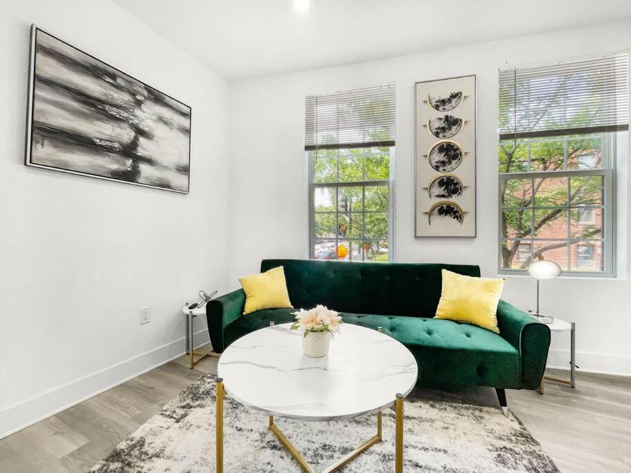 Classy Capitol Hill Apt, Steps From Dc Attraction Washington Ngoại thất bức ảnh